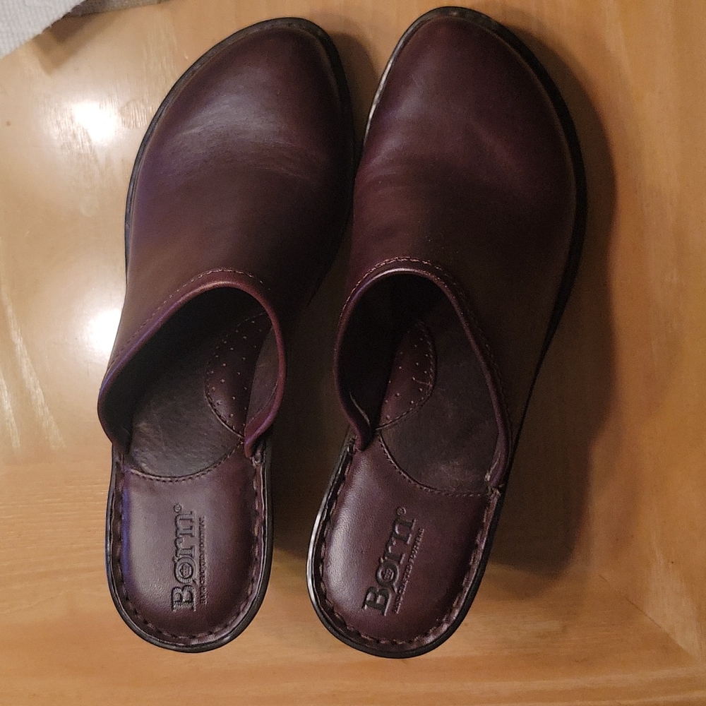 Clogs